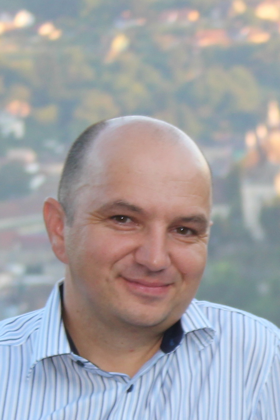 Echipa noastra